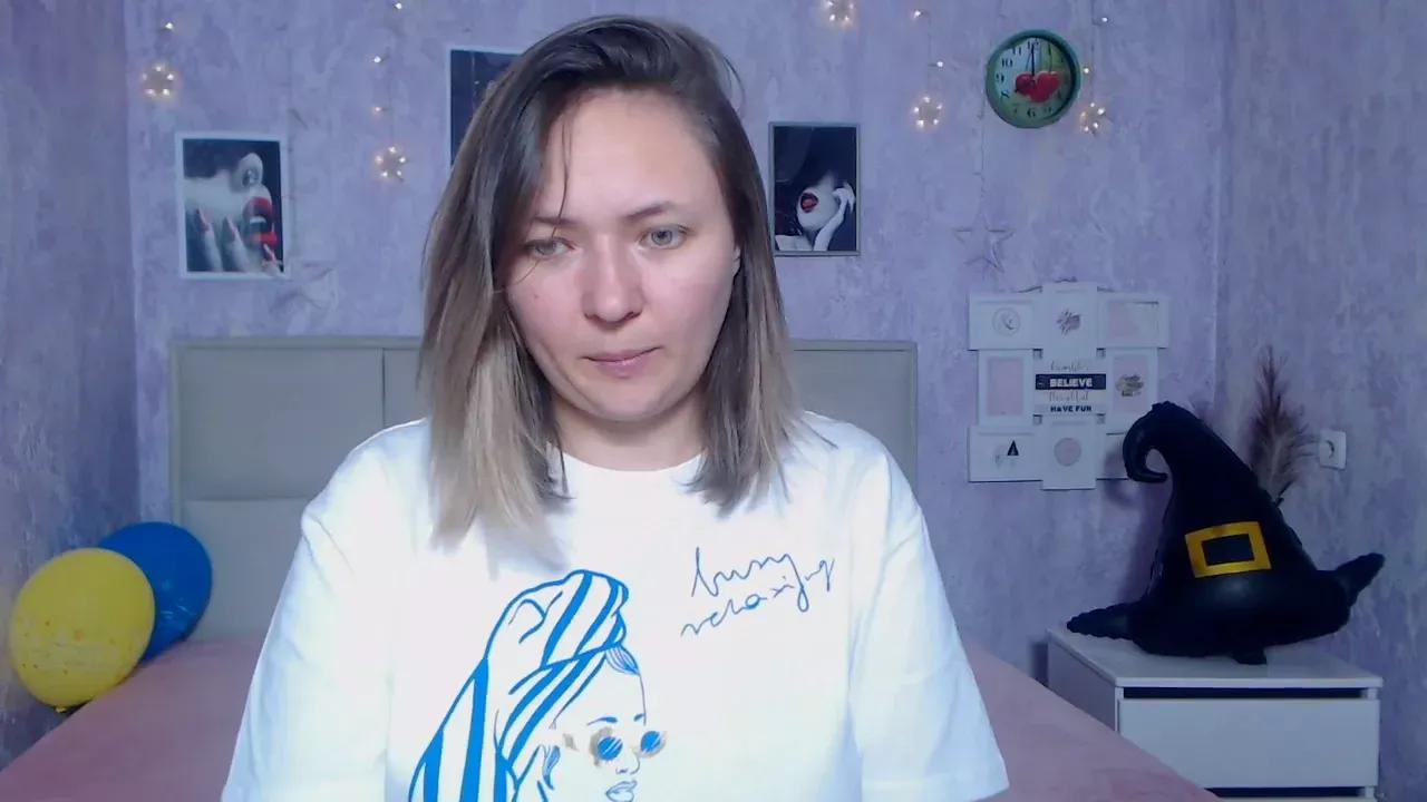 sallyverda from Cherry is Freechat
