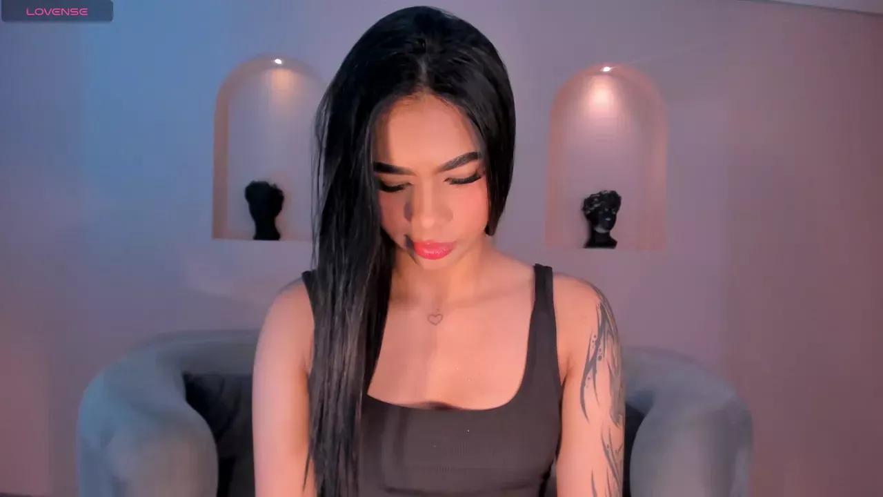 Photos of zoearmstrong from Cherry is Freechat