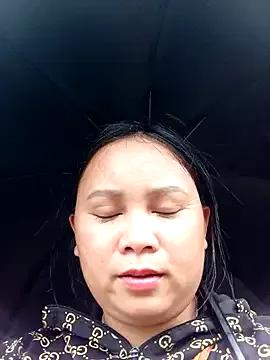 -Kitty-92 from StripChat is Freechat