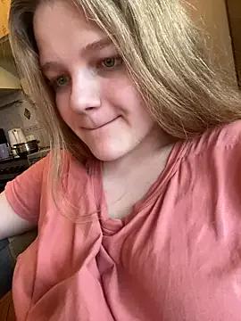 -MimmiLissa- from StripChat is Freechat