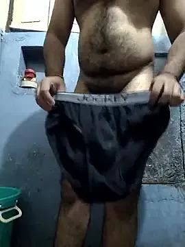 13lusty from StripChat is Freechat