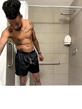 Photos of 2HandsLong from StripChat is Freechat