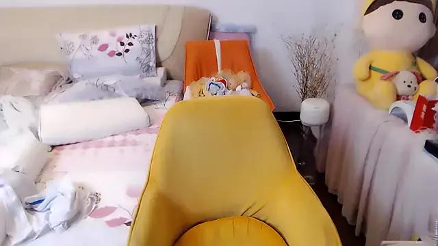 328coco from StripChat is Freechat