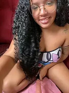 99_Lilith from StripChat is Freechat