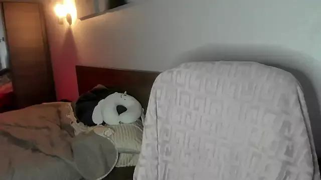 _air_kisss_ from StripChat is Freechat