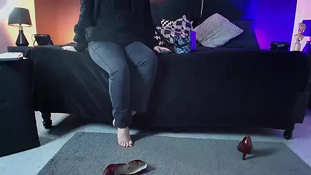 Try the thrill of flirt babes with our cam hosts, featuring unclothed wildness while getting naked and playing with their favored sex toys.