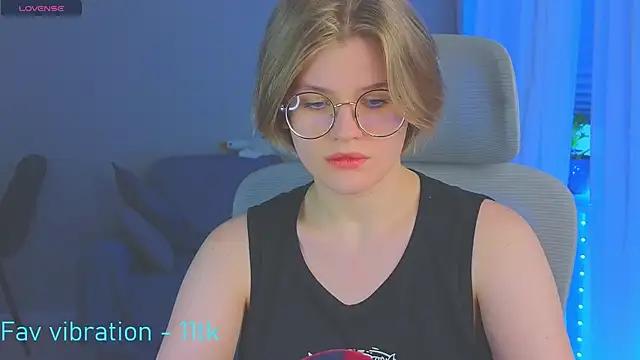 _JessieVibes from StripChat is Freechat