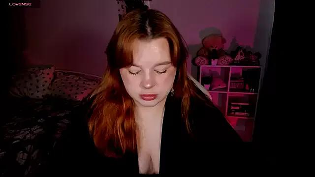 _Lisa_x from StripChat is Freechat