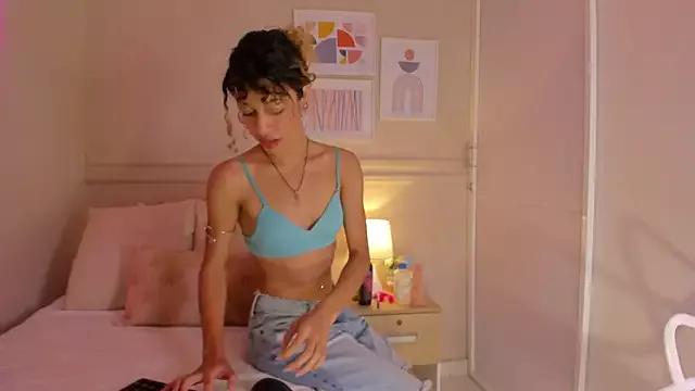 Try the thrill of flirt babes with our cam hosts, featuring unclothed wildness while getting naked and playing with their favored sex toys.