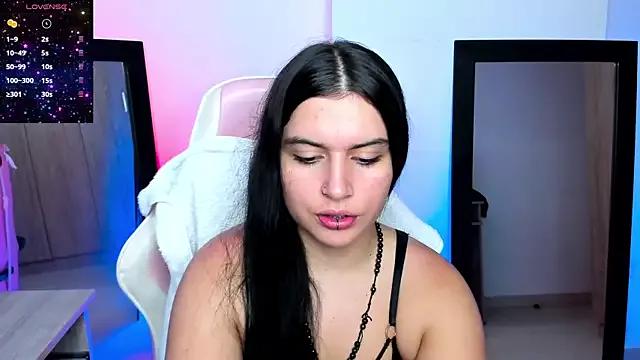 _Meredith from StripChat is Freechat