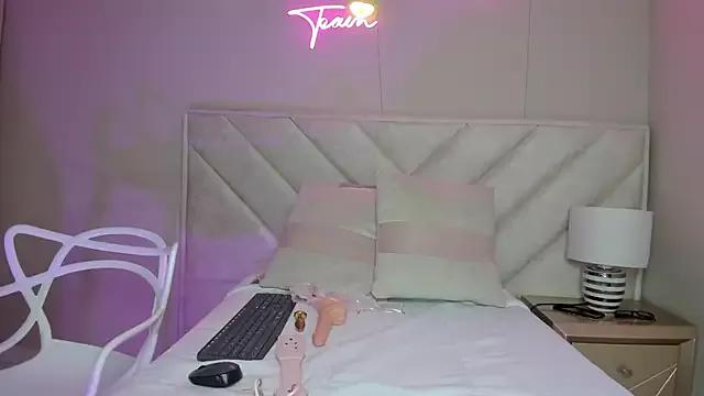 Try the thrill of flirt babes with our cam hosts, featuring unclothed wildness while getting naked and playing with their favored sex toys.