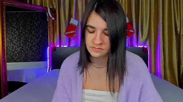 _Polly_Love_ from StripChat is Freechat