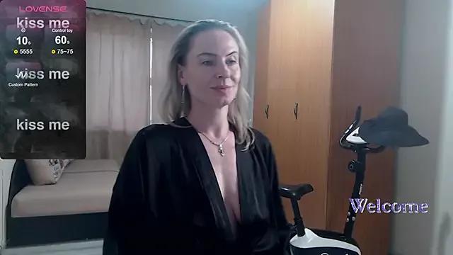 Try the thrill of flirt babes with our cam hosts, featuring unclothed wildness while getting naked and playing with their favored sex toys.