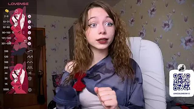 _SofiaBrown from StripChat is Freechat
