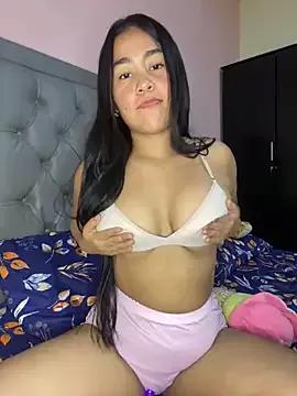_Sophiaa_ from StripChat is Freechat