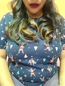 AAROHI-HOT from StripChat