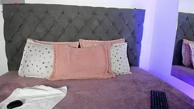 Abby-Torres from StripChat is Freechat