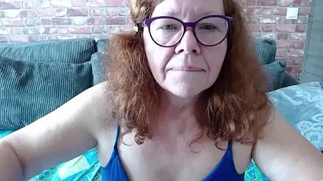 Adelewildx from StripChat is Freechat