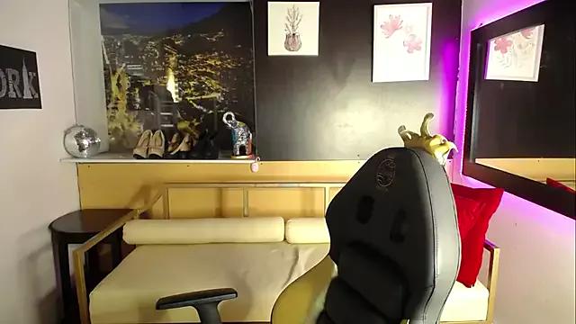 Try the thrill of flirt babes with our cam hosts, featuring unclothed wildness while getting naked and playing with their favored sex toys.