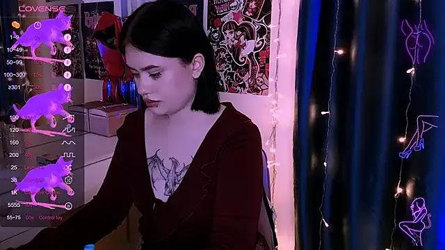 AgathaMoore from StripChat is Freechat