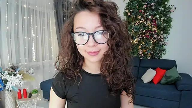 AgnieszkaBanana from StripChat is Freechat