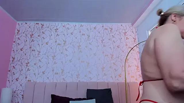 ailynross from StripChat is Freechat