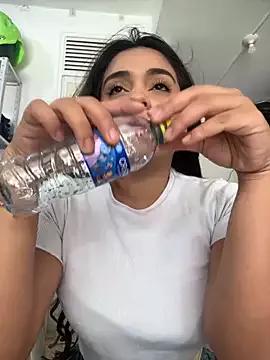 alana_dantes from StripChat is Freechat