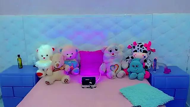 Try the thrill of flirt babes with our cam hosts, featuring unclothed wildness while getting naked and playing with their favored sex toys.