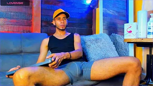 Alex_bigcock11_ from StripChat is Freechat