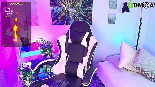 Alex_carter from StripChat is Freechat