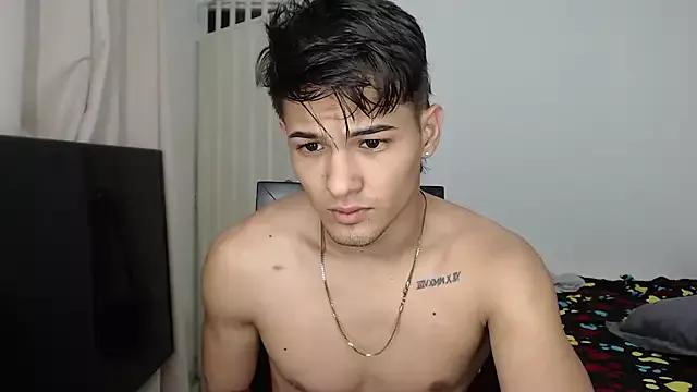 Alex_mojica from StripChat is Freechat