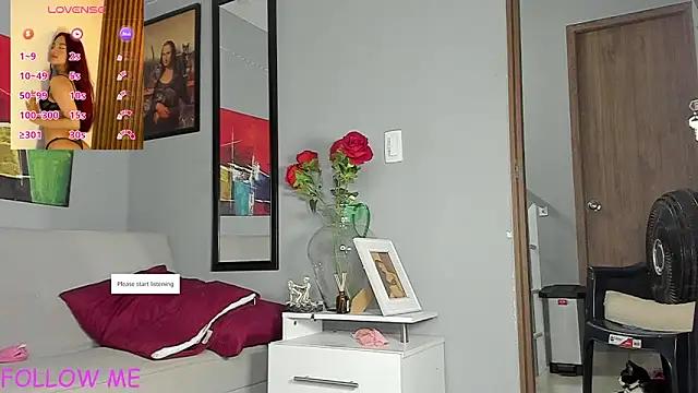Alexa_sagee from StripChat is Freechat