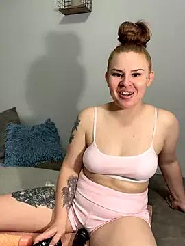 alexababy from StripChat is Freechat