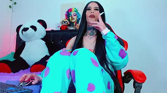 Try the thrill of flirt babes with our cam hosts, featuring unclothed wildness while getting naked and playing with their favored sex toys.