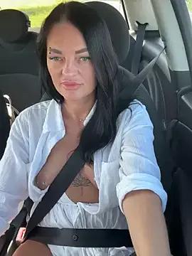 AlianaBent from StripChat is Freechat