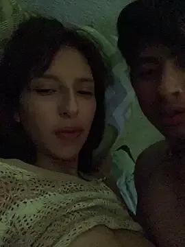 Alicecow20_UwU from StripChat is Freechat