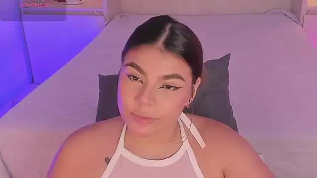 AliceThunder from StripChat is Freechat