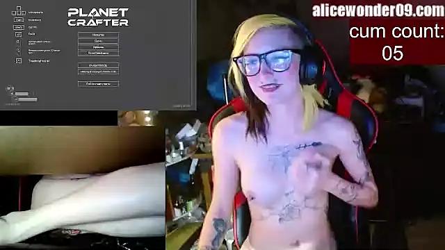 Try the thrill of flirt babes with our cam hosts, featuring unclothed wildness while getting naked and playing with their favored sex toys.