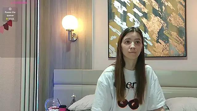 Alison_kisss from StripChat is Freechat