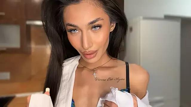 alissadreams from StripChat is Freechat