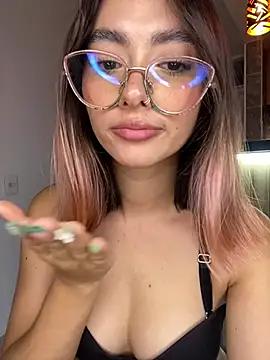 allison_wen from StripChat is Freechat