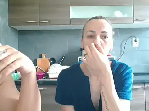 Aly-john1985 from StripChat is Freechat