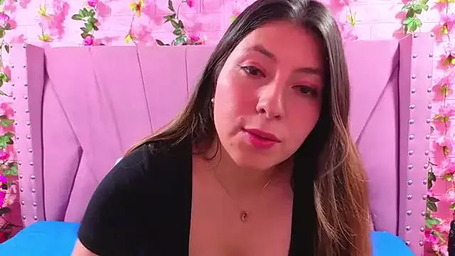 Alyy_Brown from StripChat is Freechat