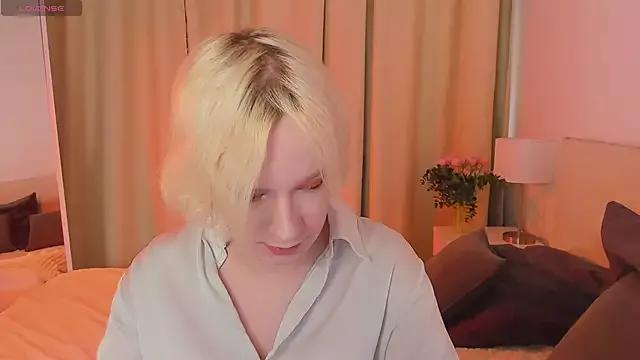Amanda_Brow from StripChat
