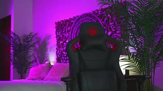 ambarEvans from StripChat is Freechat