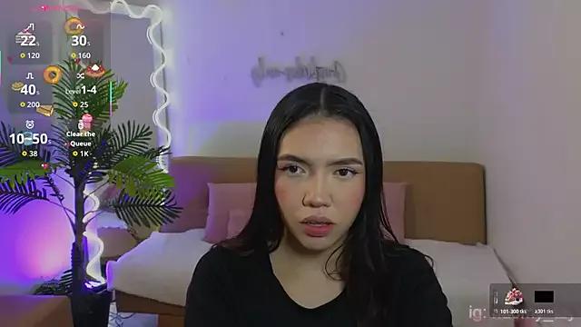 Ameliiaa_tay from StripChat is Freechat
