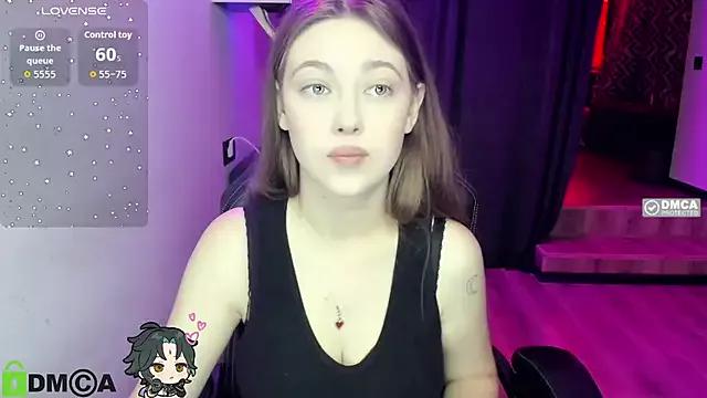 AmourLily from StripChat is Freechat