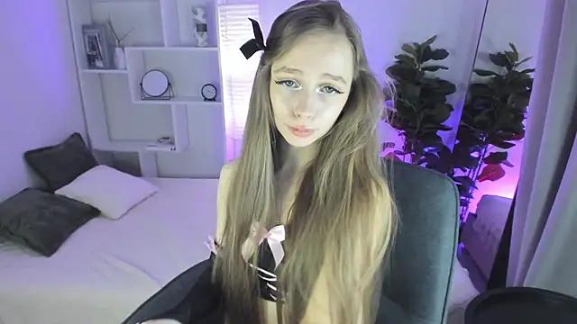 Amy_YourBaby from StripChat is Freechat