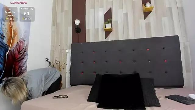 Try the thrill of flirt babes with our cam hosts, featuring unclothed wildness while getting naked and playing with their favored sex toys.