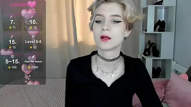 Try the thrill of flirt babes with our cam hosts, featuring unclothed wildness while getting naked and playing with their favored sex toys.